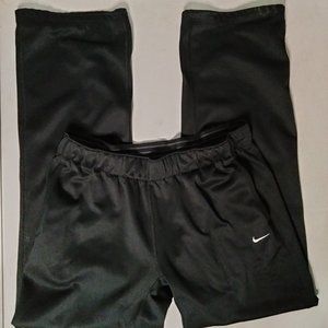 1S6.  nike joggers (mens)